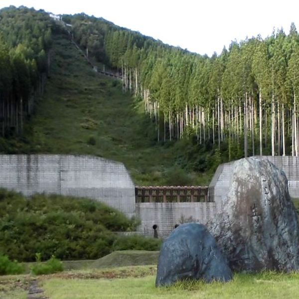 先達土石流災害慰霊碑 (土石流) - おすすめ画像