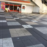 小田急町田駅東口広場内　喫煙所 - 投稿画像3