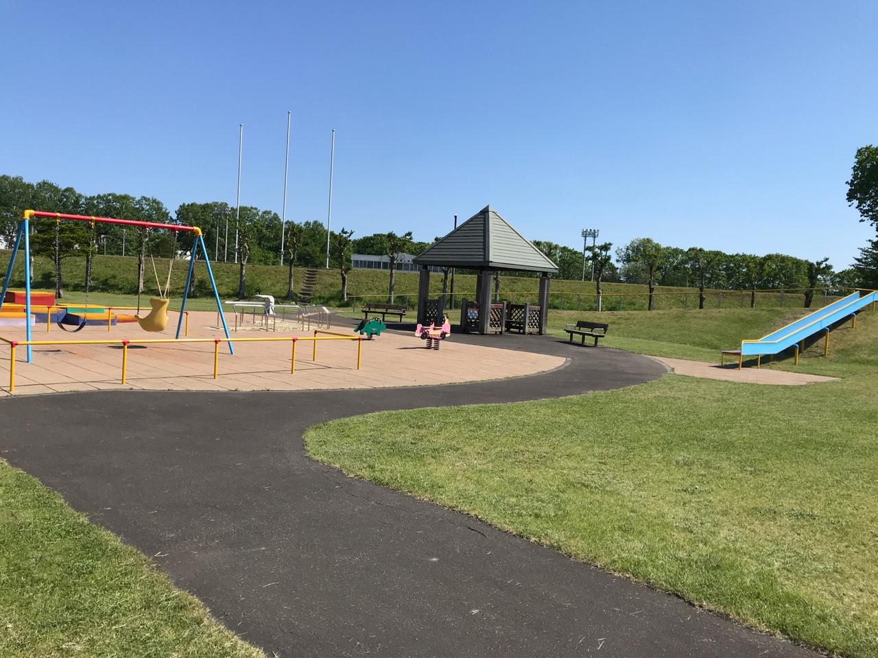大学が見える公園 大学公園 クチコミ・アクセス・営業時間｜クラクフ【フォー