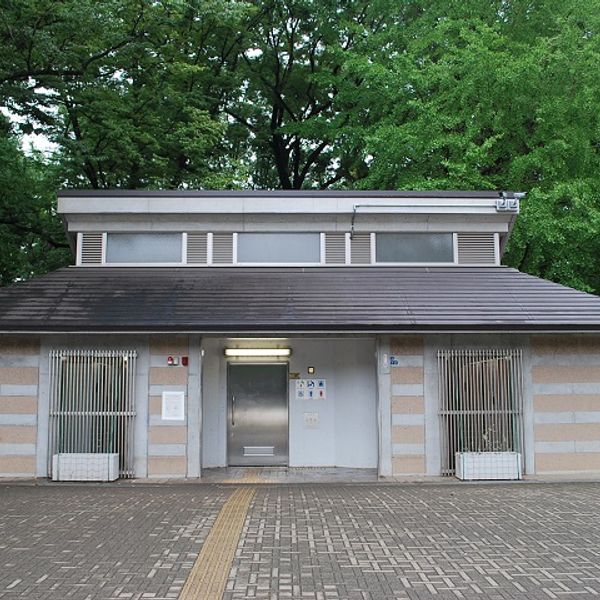 上野恩賜公園　4号トイレ - トップ画像
