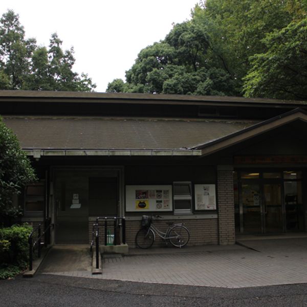 林試の森公園　サービスセンター内多目的トイレ - おすすめ画像