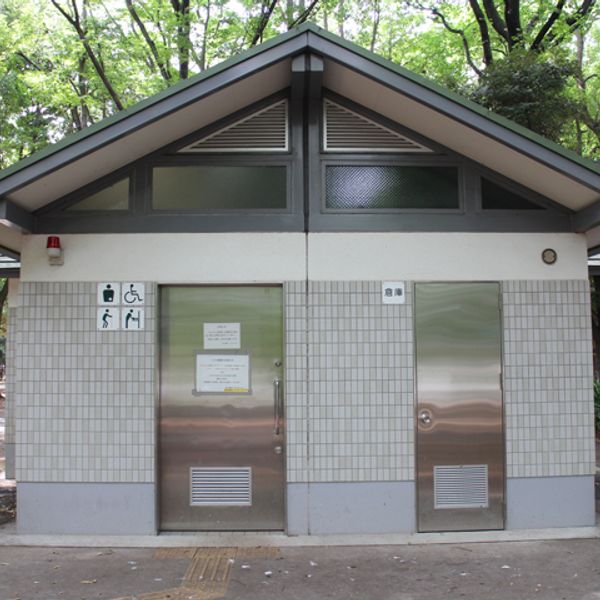 砧公園　5号トイレ多目的トイレ - おすすめ画像