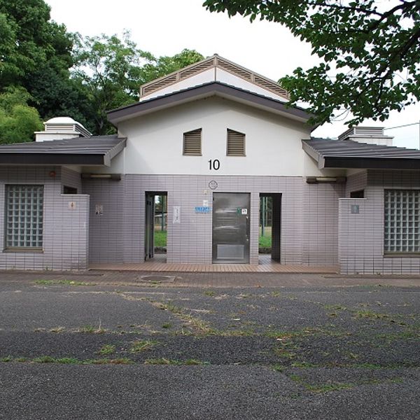 舎人公園　10号トイレ - トップ画像
