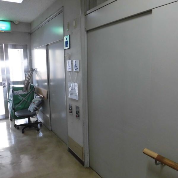 福祉コアかみれん　１階東側だれでもトイレ - おすすめ画像
