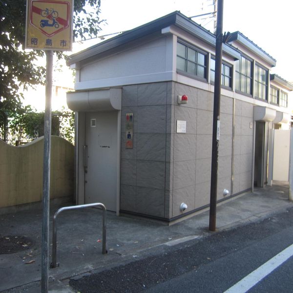 昭島駅前公衆トイレ　だれでもトイレ - おすすめ画像