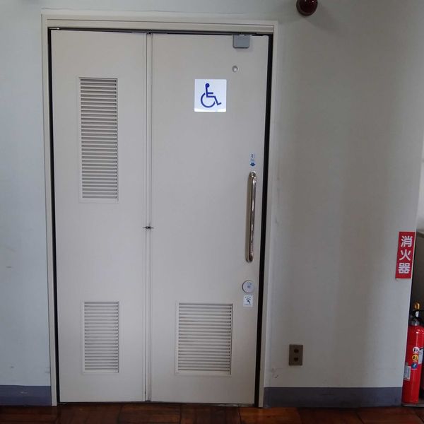 小平市立上宿公民館　1階だれでもトイレ - トップ画像