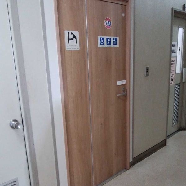 小平市立上水南公民館　1階だれでもトイレ - トップ画像