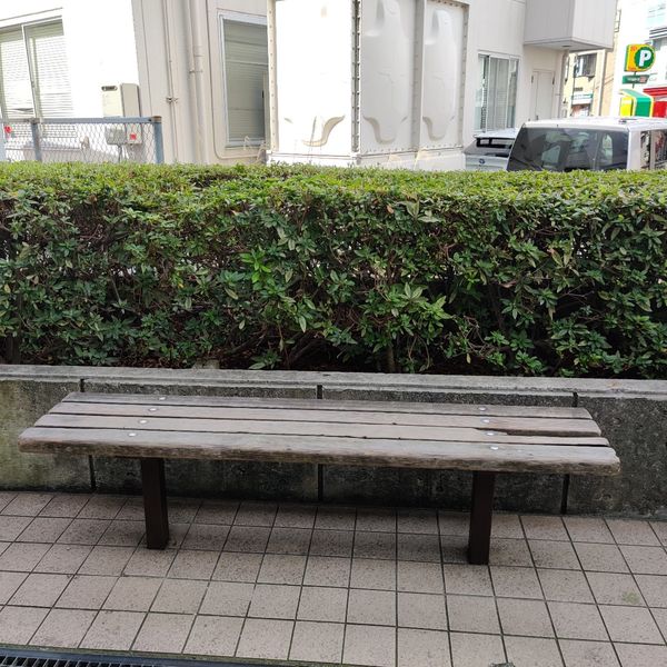 京急新逗子駅NEAT一階休憩所 - おすすめ画像