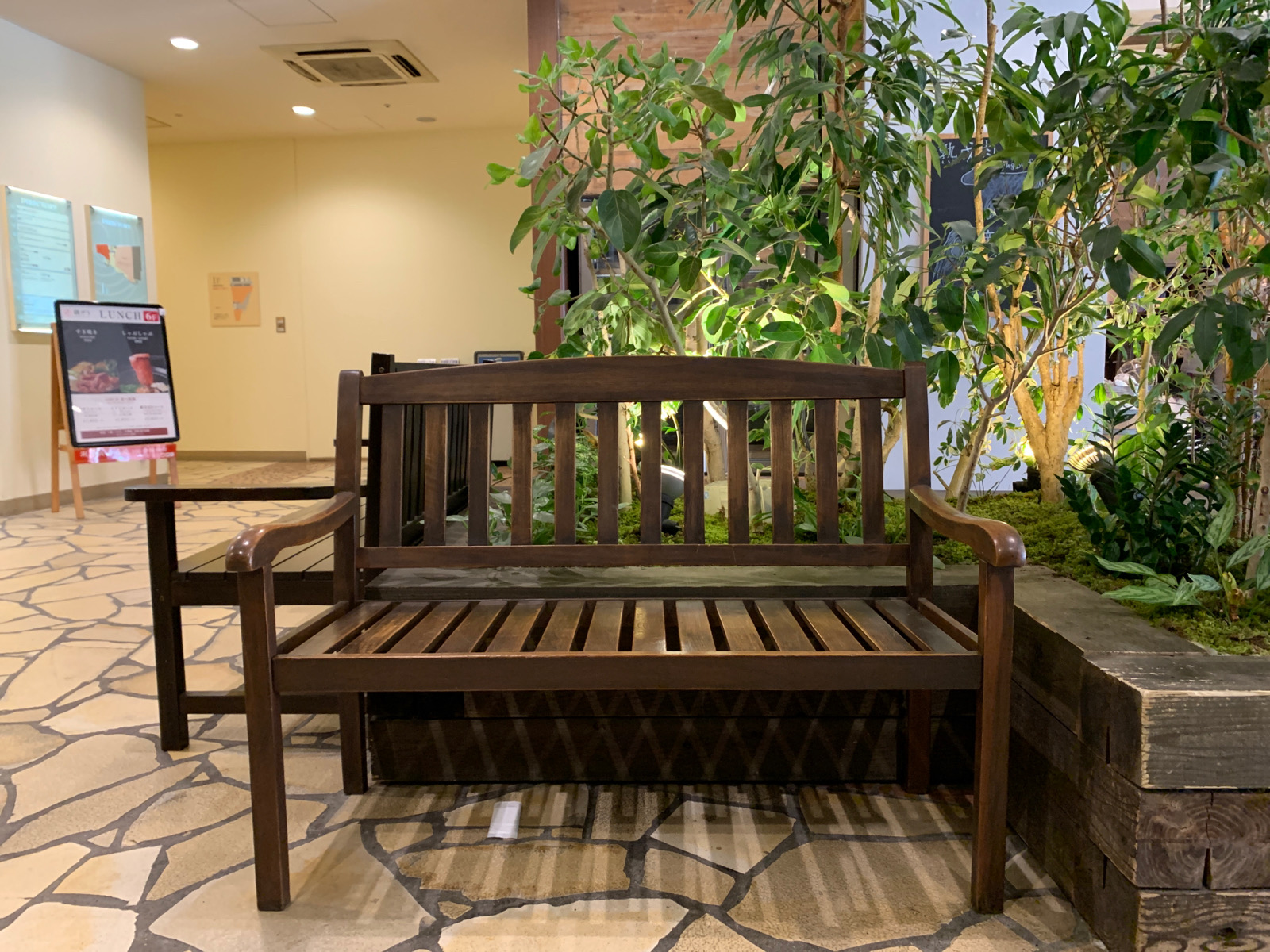 xy1009010379_lo_appearance_1.jpg