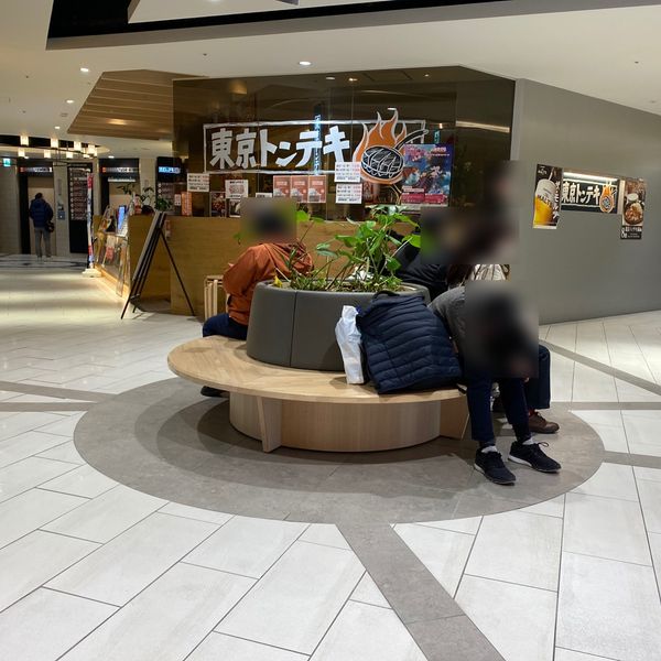 JR 秋葉原駅 ヨドバシカメラ 8階 休憩場所 - おすすめ画像