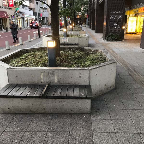 日暮里駅ステーションプラザ前休憩所 - おすすめ画像