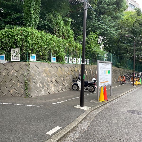 新宿区立曙橋駅自転車等駐輪場 - トップ画像