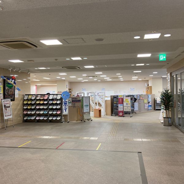 江戸川区立 東葛西図書館 - トップ画像
