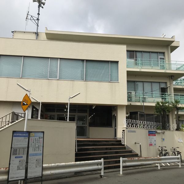 大田区立図書館 馬込 - トップ画像