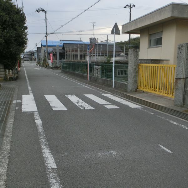 桜井小学校　東門 - おすすめ画像