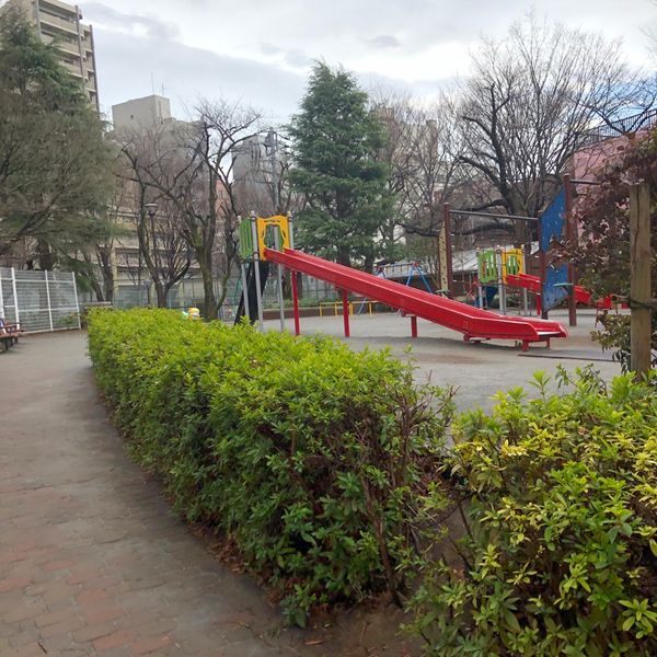 西池袋公園 - トップ画像