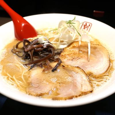 魚介豚骨らーめん 刻（ラーメン） | MEQQE（めっけ）