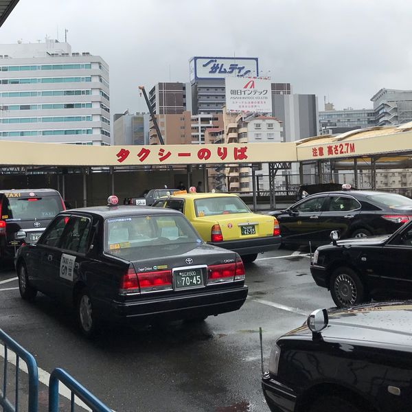 新幹線新大阪駅南口改札正面外　タクシー乗り場 - おすすめ画像