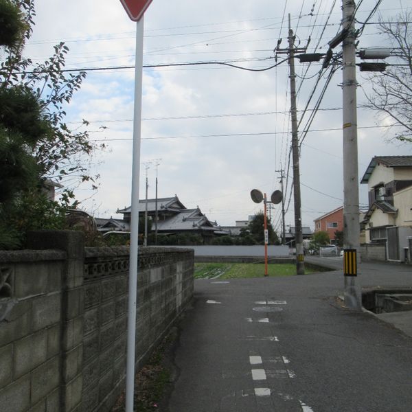 別名新田西⑤【見通しの悪い交差点】 - トップ画像