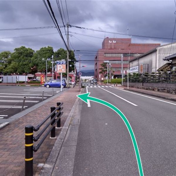 【akippa】 (1324)フタタ志免店駐車場 - トップ画像
