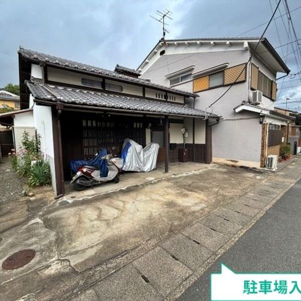 【akippa】 右京区嵯峨釈迦堂藤ノ木町38 個人宅◉アキッパ駐車場 - トップ画像