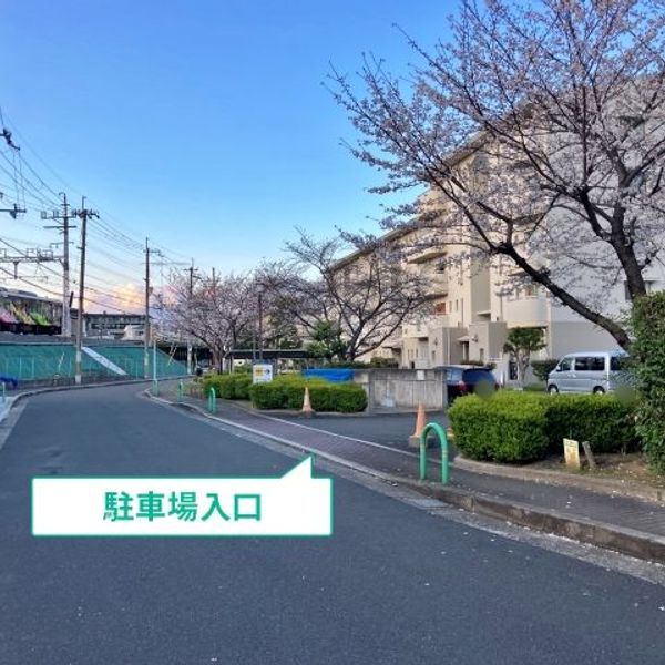 【akippa】 茨木東奈良駐車場※11号棟付近 - トップ画像