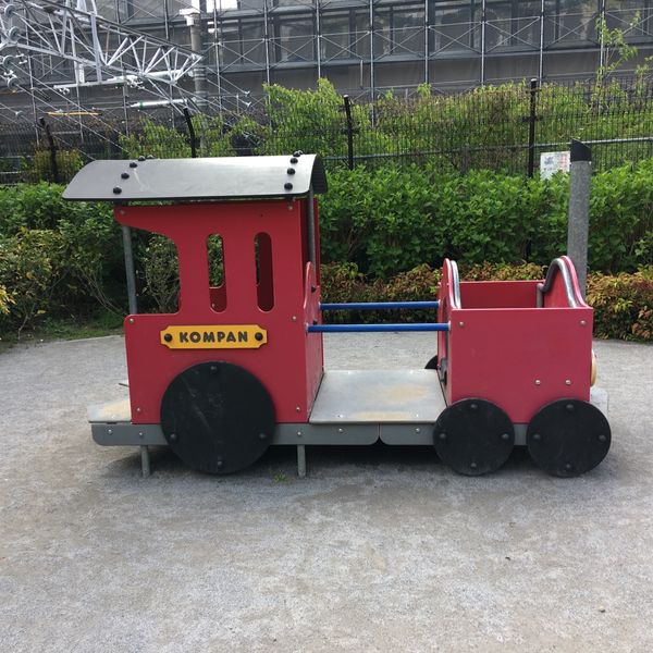 板橋一丁目電車の見える公園 - おすすめ画像