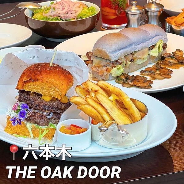 THE OAK DOOR - トップ画像