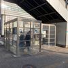 川口駅東口駅前駐輪場前指定喫煙場所 - トップ画像