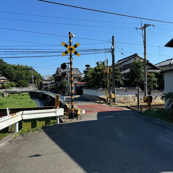 ありのき橋近くの踏切【種地区】 - トップ画像