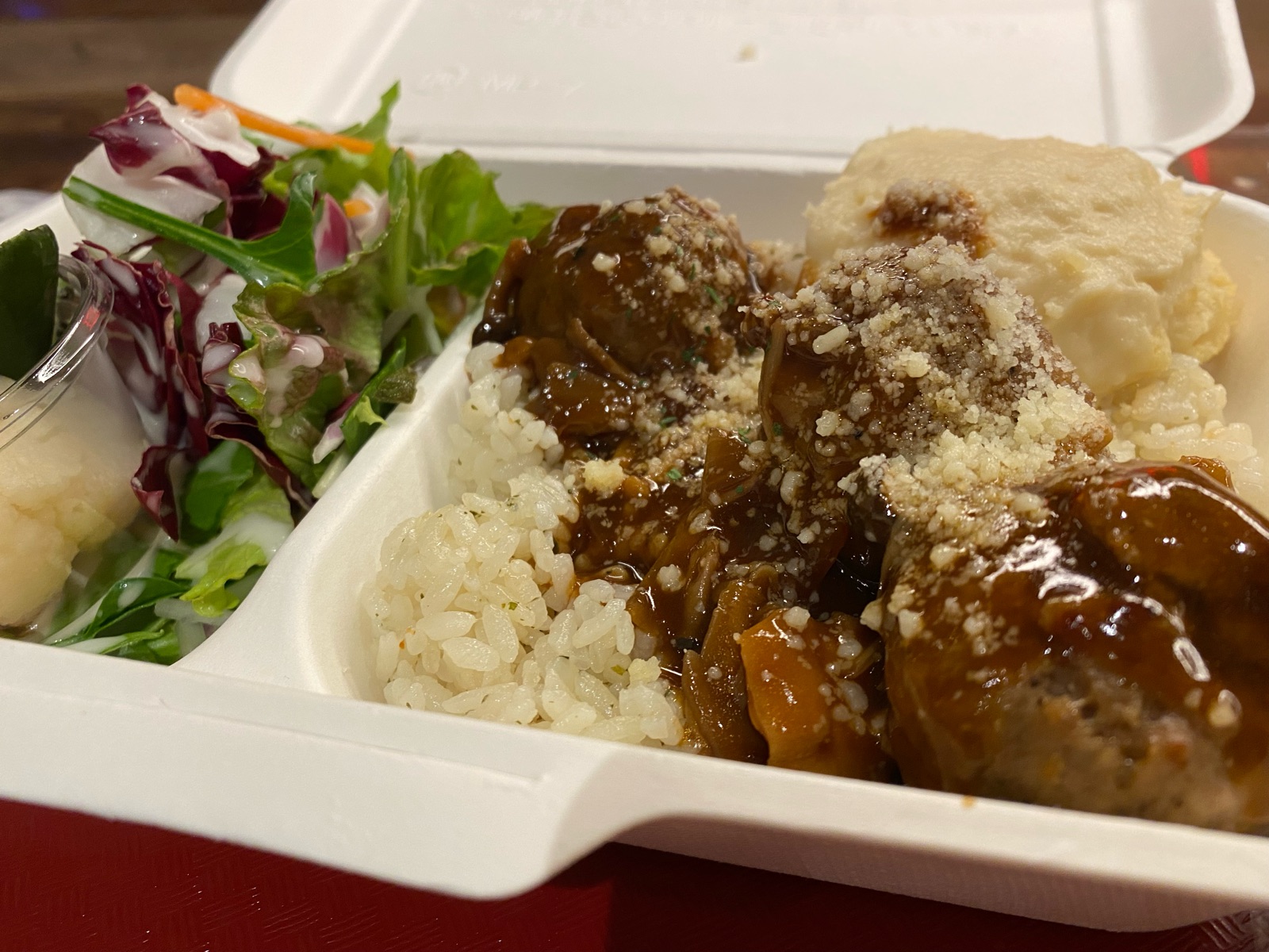 Susan's MEAT BALL スーザンズミートボール（ミートボール