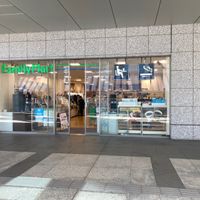 ファミリーマート品川グランパサージュ店　喫煙所 - 投稿画像0