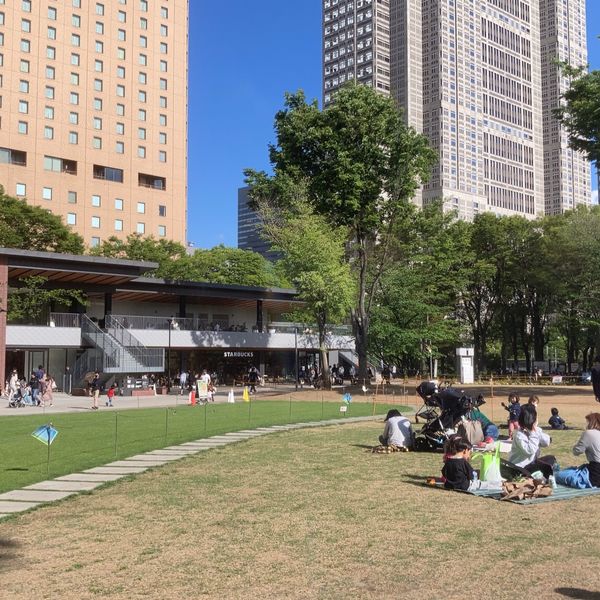 新宿区立新宿中央公園 - トップ画像