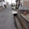 小泉新田１③【ずっと用水路が続いている道路】 - トップ画像