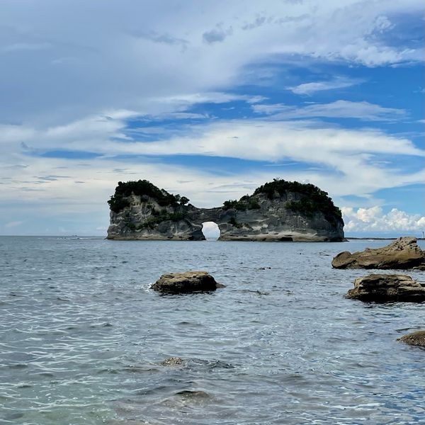 円月島(えんげつとう) - トップ画像