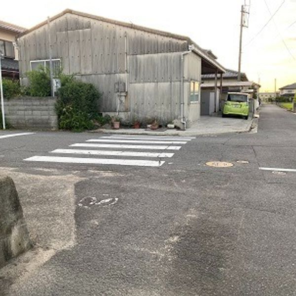 喜田村縦貫線と沖ノ窪線の横断歩道【高市】 - おすすめ画像