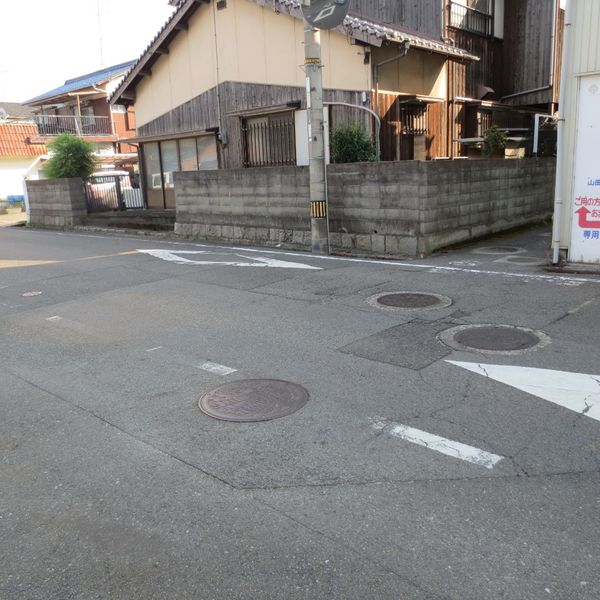 県道159号八町西2丁目交差点 - トップ画像