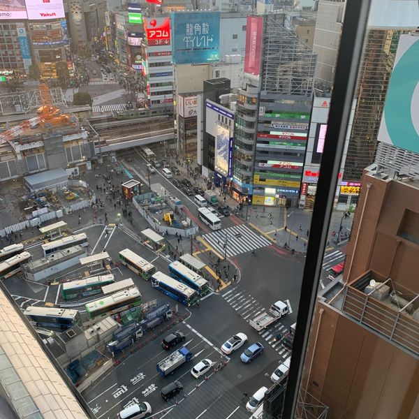 渋谷ヒカリエ　11階スカイロビー - おすすめ画像