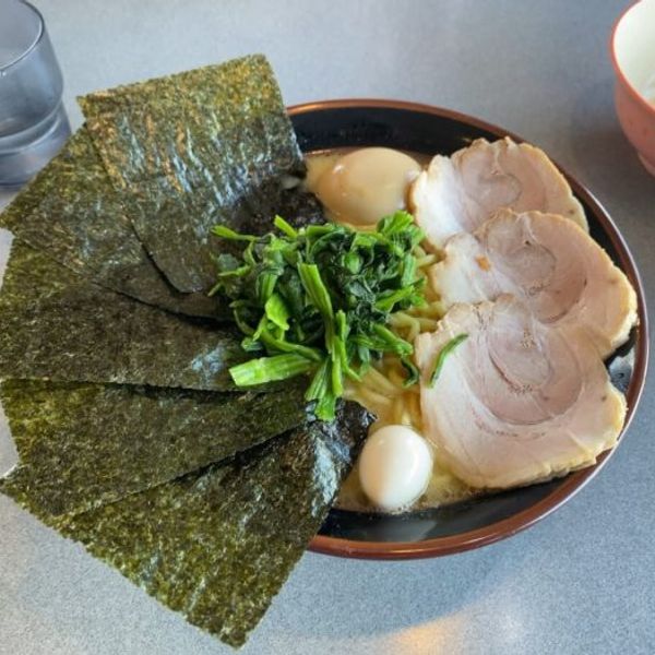 醤油豚骨ラーメン八右衛門（はちえもん） - おすすめ画像