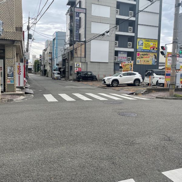 飲食店街の交差点【松本町】 - トップ画像