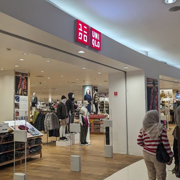 Uniqlo Senayan City　ユニクロ スナヤン・シティ店 - トップ画像