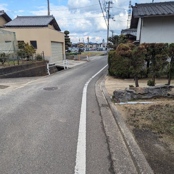 馬越本郷①【南高北側の交差点を過ぎたところ】 - おすすめ画像