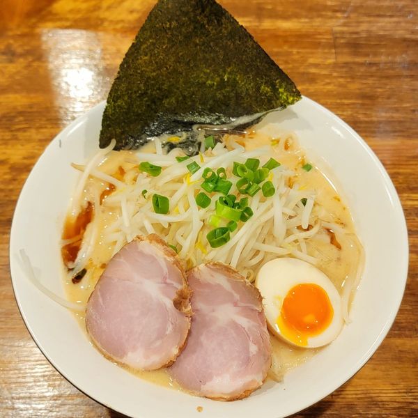 自家製熟成麺 吉岡 田端店 - おすすめ画像