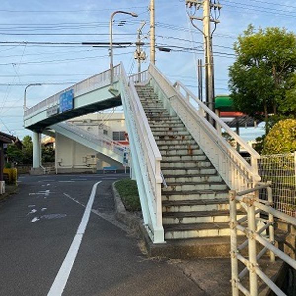 産業道路の歩道橋【喜田村】 - トップ画像