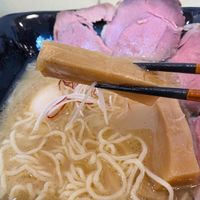 猪骨ラーメン（シシコツ） - 投稿画像1