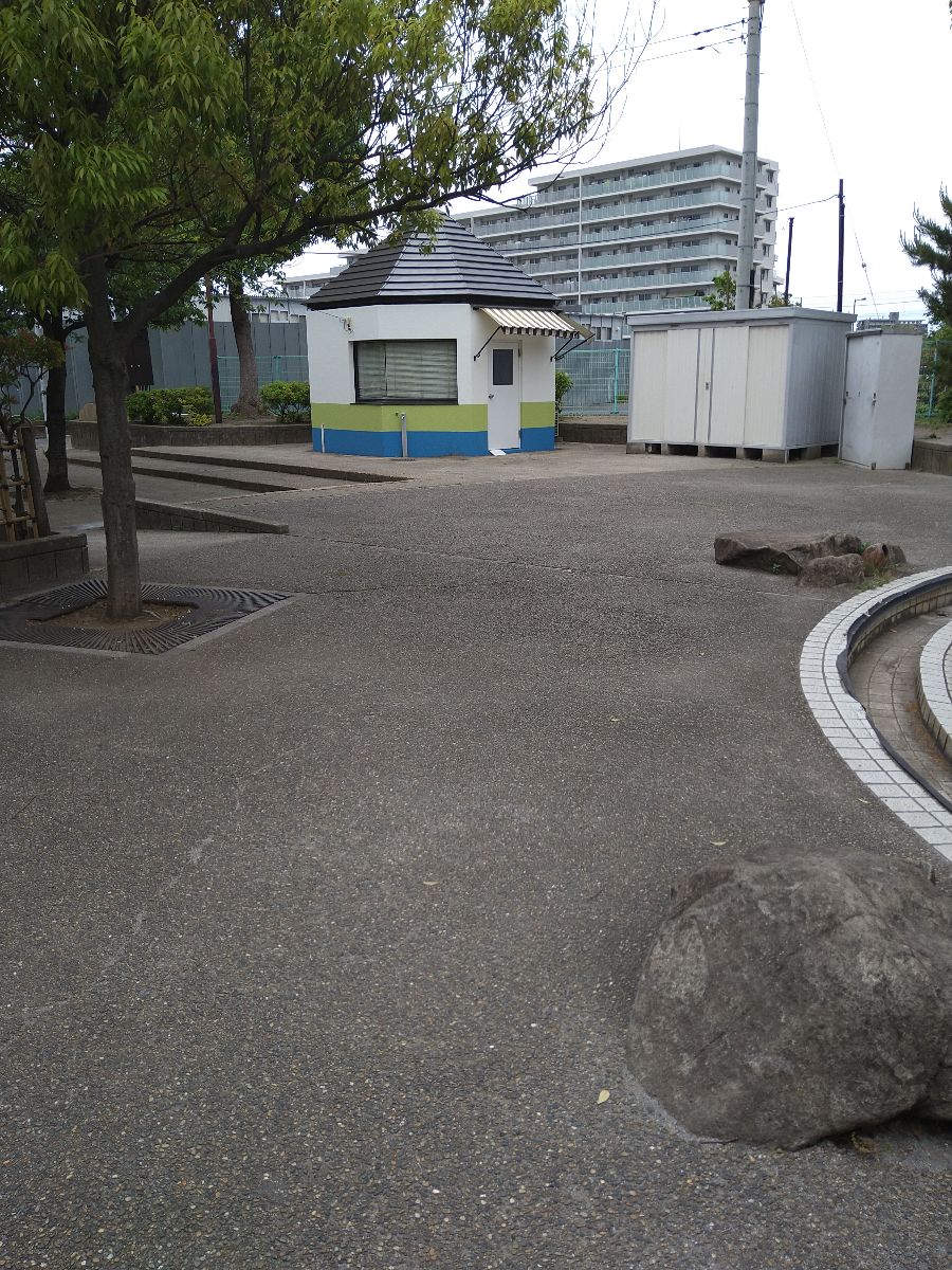 梅田亀田公園（公園） | MEQQE（めっけ）