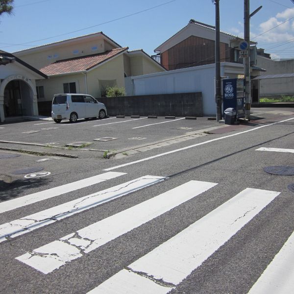 交通量の多い横断歩道 - おすすめ画像