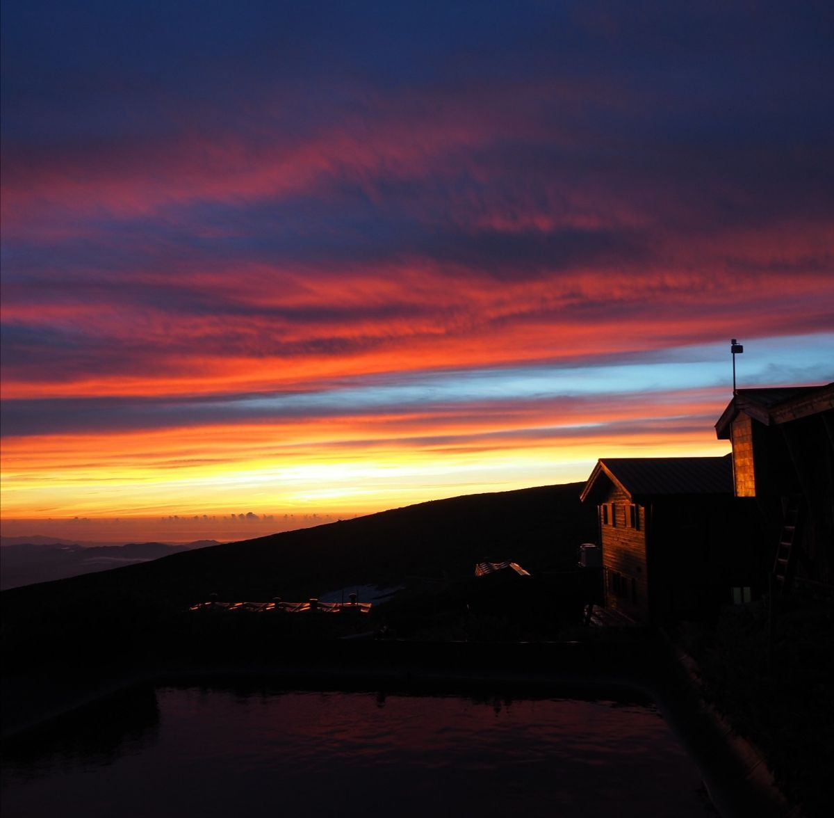 夕日がキレイに見えるスポット | ブック | MEQQE（めっけ）