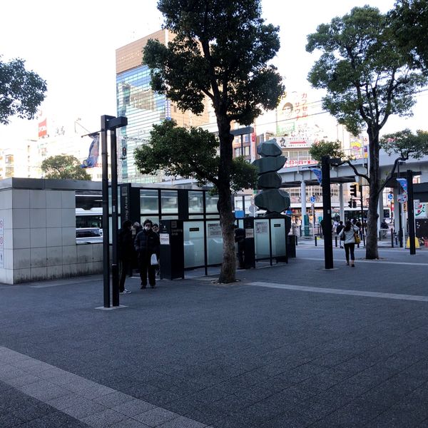 川崎駅東口ルフロン前喫煙所 - トップ画像