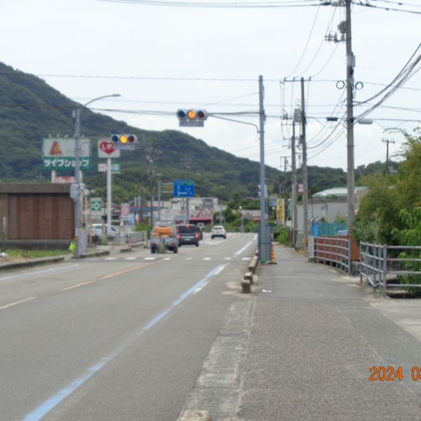 八幡地区　手押しの信号 - おすすめ画像